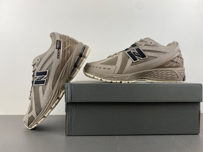 N3w Balance 1906R Cordura Olive Tan U1906ROB