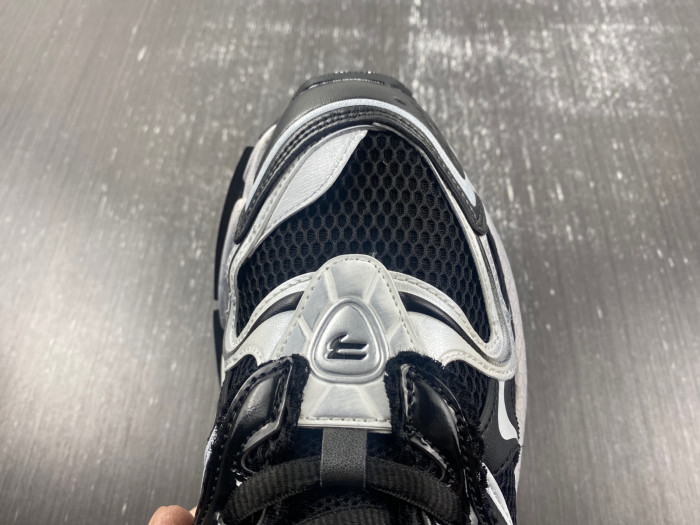 BLCG RUNNER SNEAKER 779066-W3RBXP-0213