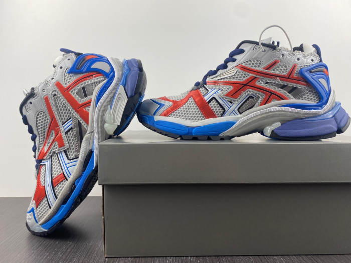 BLCG RUNNER SNEAKER 677403 W3RB6 1254