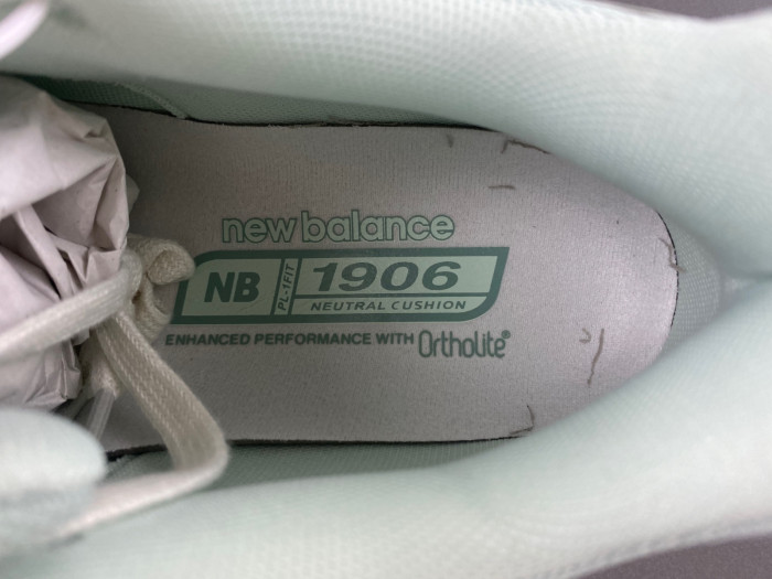 N3W BLANCE 1906R Jade Green M1906RZC