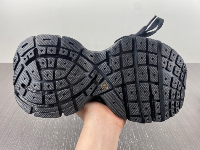 BLCG 3XL SNEAKER 677403 W3RB6 0148