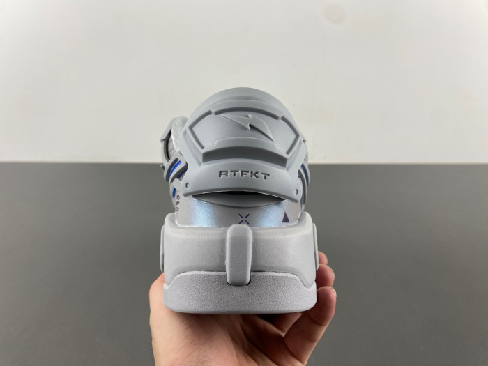 RTFKT X Dunk Genesis