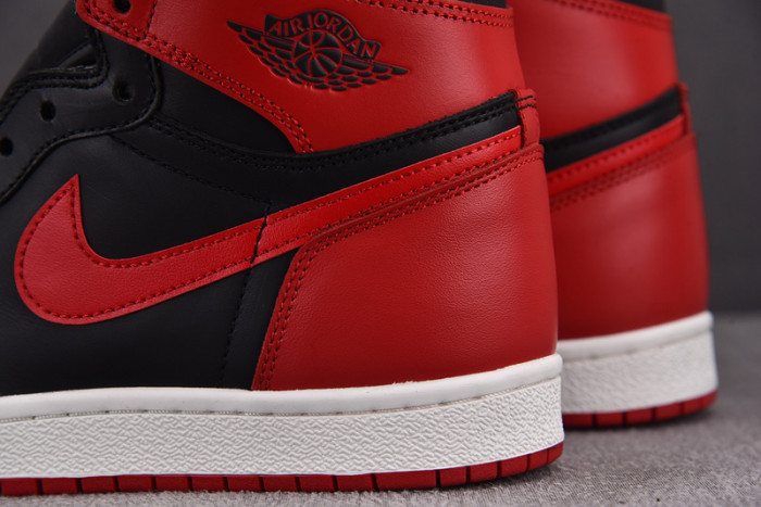 Air Jordan 1 Retro High