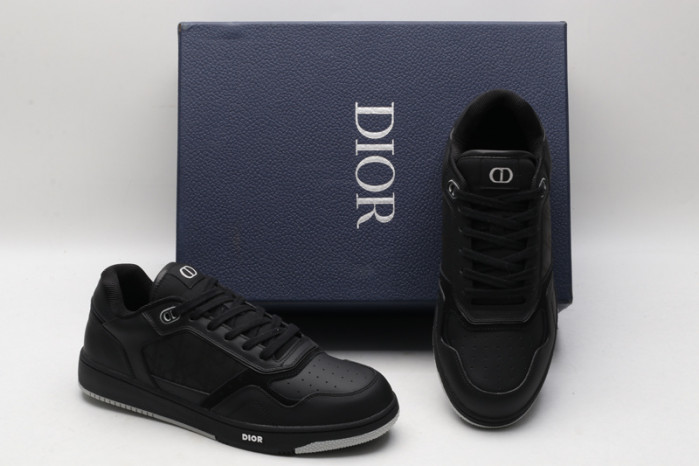 D10R B27 Sneaker