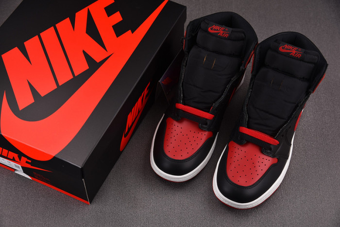Air Jordan 1 Retro High