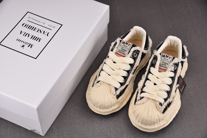 xVESSEL x MAISON MIHARA YASUHIRO SNEAKER