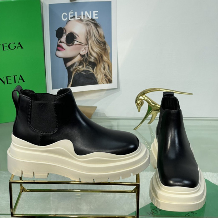 bo*te*ga Ve*ne*ta boots