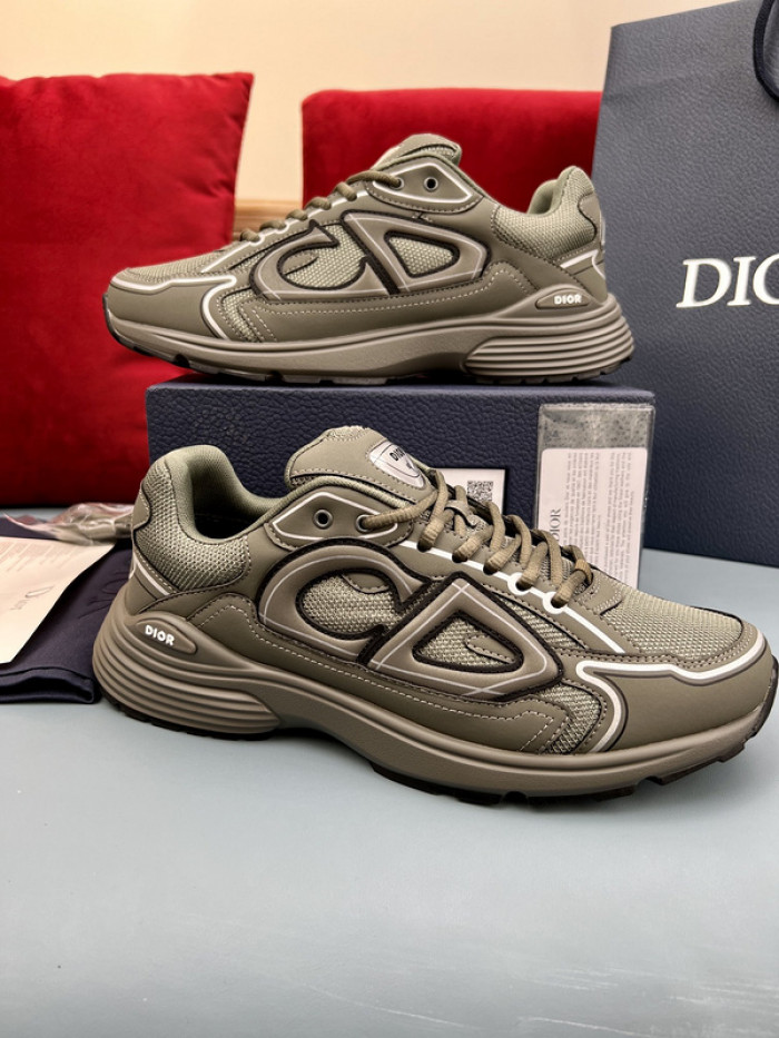 D10R B30 SNEAKER